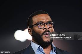 558 Drew Perry Stock Photos, High-Res Pictures, and Images