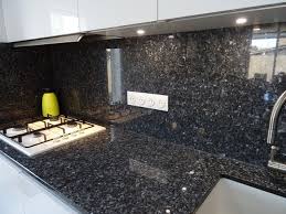 Maybe you would like to learn more about one of these? Cuisine Sans Poignee Laquee Blanc Brillant Et Plan De Travail Granit Contemporary Kitchen Marseille By Cuisine Connexion Houzz