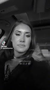 Sheena Sharp's Instagram, Twitter & Facebook