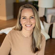 Christine Bohn's Instagram, Twitter & Facebook