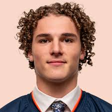 Emile Tremblay's Instagram, Twitter & Facebook