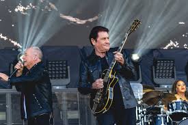 Simple Minds - Dancing Barefoot