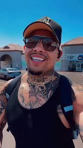 The person you are today, doesn't have to be the person you are tomorrrow.  BE THE CHANGE #ovo⁶𓅓 #fypシ゚viral #foryoupage #viral #consistency  #discipline #phoenix #az #arizona #phx #eosfitness @Coreyhines13 Corey Hines