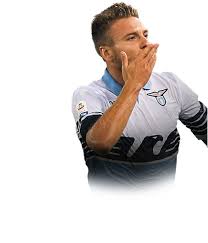 He is 30 years old from italy and playing for lazio in the serie a tim. Ciro Immobile 88 St Team Of The Week Gold Fifa 19 Fifarosters