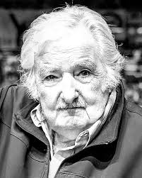 👉 Cuatro amigos de Jacinto Aráuz se vinieron a Bahía Blanca a hacer música  allá por Octubre de 2022. Vinieron en busca de progresar en la vida, en  todo sentido, y terminaron