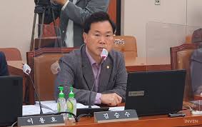 김승수 "게임스컴 한국관 운영 미흡", 콘진원 "개선하겠다" | 웹진 인벤
