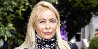 5 out of 5 stars. Emmanuelle Beart L Engagee Le Point