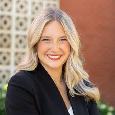 With the first week of the regular session well underway, I wanted to share  how excited I am to be an Oklahoma State Senate intern!