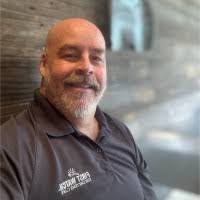 Thad Thomas's Instagram, Twitter & Facebook