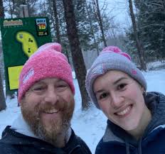 🎶 “I've got friends in low places…” Great day of #mainediscgolf starting  with Kyle Lawrence at Dragan Field Disc Golf for a par round. I fell