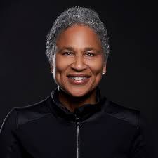 G. Luca Oake, psychedelics access for mental health advocate, facilitator,  and coach, wins Cosmic Sister Emerging Voices Award