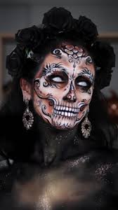 💀🥀 Inspired by La Catrina and the amazing artist @alex_huga , ., ✨The  waiting list for my artistic course is open ! LINK in bio✨, ., Products ,  Purple Glue @elmersproducts , @nyxcosmetics_france ...