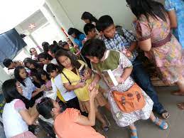 Sahat tu surgo ahu binahen ni mudar mi. Berikut Lirik Lagu Ho Do Rajaku Lengkap Lagu Batak Cinta Lirik