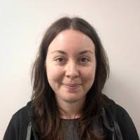 Laura Nipper's Instagram, Twitter & Facebook