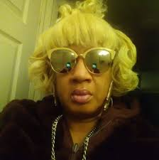 Raven-Symoné's wife Miranda Maday caught a lesson in Ebonics over THIS  comment to the actress! WATCH:  https://theshaderoom.com/raven-symone-miranda-maday-black-lingo-interview-podcast/?utm_source=facebook&utm_medium=social