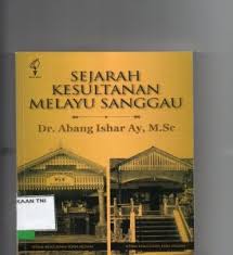 Sejarah tingkatan 4 merupakan permulaan subjek sejarah yang sangat menarik. Resensi Buku Silsilah Kesultanan Melayu Sanggau Pusat Sejarah Tni