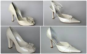 Tutte le nostre calzature da sposa sono tutte made in italy con possibilità di scelta vera pelle o tessuto, colore & altezza del tacco. Scarpe Da Sposa Con Tacco Medio