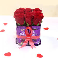 Romantic flowers chocolates stock photos and images. Flowers With Chocolates Online Send Chocolates And Flower Bouquets Myflowertree