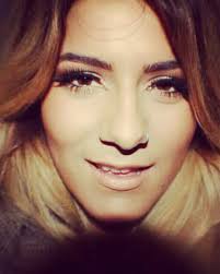 MAFS' Carina used to rock a blonde 'do, and she looks SO different! 😍  #MAFSAU #MAFS