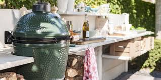 Il a utilisé différents matériaux : Construire Sa Cuisine Exterieure Tous Nos Conseils Avant De Se Lancer Marie Claire