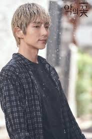 Photos New Stills Added For The Korean Drama Flower Of Evil In 2020 Korean Drama Lee Joon Actors