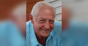 Robert Kemble's Instagram, Twitter & Facebook