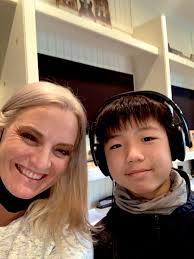 Christi Ebenhoch (@Christiebenhoch)