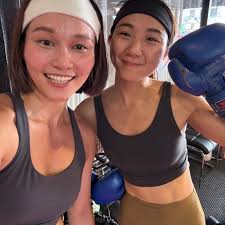 健身女孩官官- 健身女孩官官added a new photo — in Bangkok.