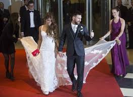 Scopri ricette, idee per la casa, consigli di stile e altre idee da provare. Die Schonsten Brautkleider Der Stars Braut Brautkleid Kleid Hochzeit