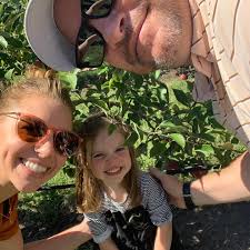 Happiest of birthdays to the best guy, husband and Dada @fveyette 🥳 Your  girls love you very much 💖