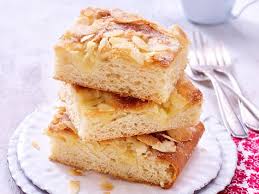 Butterkuchen Das Extra Saftige Rezept Butterkuchen Rezept Butterkuchen Und Lecker