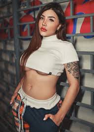 Aline Faria - Free nude pics, galleries & more at Babepedia