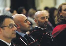 Pursue dreams, help others'