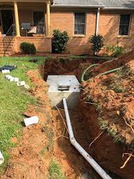 1500 Gallon Septic Tank Installation Viewed Here Is The Tank To The Tail Out Line Septic Tank Systems Septic Tank Septic Tank Service