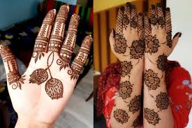 You can apply same pattern on the fingers of your left and right hands very easily. Top 100 Simple Mehndi Designs Easy Peasy Yet Beautiful Wedbook