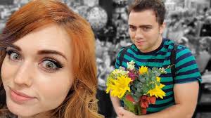 The latest tweets from @amouranth I Don T Think Amouranth Likes Me Youtube