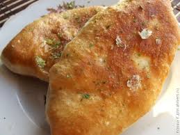 дрожжевое тесто для пирожков в духовке из сухих дрожжей Kak Prigotovit Vkusnejshie Zharenye Pirozhki V Klassicheskom I Originalnom Variantah Recept Recepty Prigotovleniya Kulinariya Zharenye Pirozhki