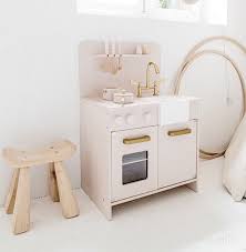 petite amelie on instagram nouveau vous l aimez vendue avec accessoires new cuisine en bois enfant cuisine en bois jouet jouet cuisine