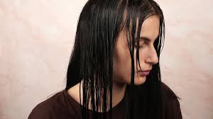 How to Make a Hair Mask: 4 Easy Ways