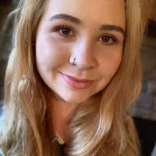 Kyndra Brown's Instagram, Twitter & Facebook