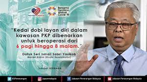 Hai~ hahaha kali ini aku coba menggunakan layanan dobi layan diri (laundry sendiri) di malaysia. Kedai Dobi Layan Diri Dalam Kawasan Pkp Dibenarkan Untuk Beroperasi Dari 6 Pagi Hingga 8 Malam Jabatan Penerangan Malaysia