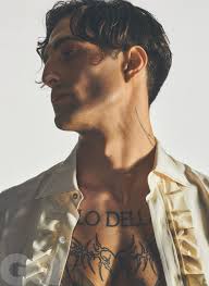 Damiano David : interview avec le chanteur de Måneskin qui veut rendre le  rock sexy