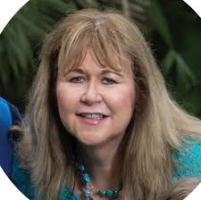 SAN ANTONIO WOMAN MAGAZINE NOVEMBER/DECEMBER 2023 by Las Tres Muchachas