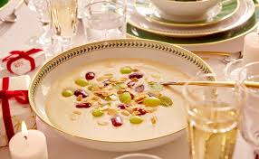 Selleriesuppe Mit Mandeln Und Trauben Rezept Rezept Rezepte Sellerie Suppe Lebensmittel Essen
