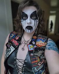 KING DIAMOND TONIGHT!!! Second time seeing King, getting to meet him this  time around 🥹 . #ironmaiden #kingdiamond #mercyfulfate #battlejacket  #uptheirons #80shair #shaghaircut #metalshow #favoriteband #corpsepaint  #colortattoo #eddiethehead ...