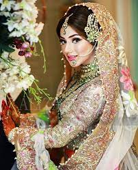 For More You Can Follow On Insta Love Ushi Or Pinterest Anamsiddiqui12294 Pakistani Bridal Makeup Bridal Wear Indian Bridal