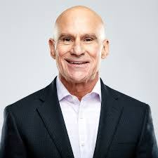 Cameron Booth's Instagram, Twitter & Facebook