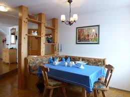Wir bieten ihnen im herzen von oberstdorf neun ferienwohnungen in zwei häusern. Willkommen Bei Ferienwohnungen Familie Ogger Oberstdorf Im Allgaeu