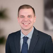 Best St. Louis Headshot Photographer. Look your very best.