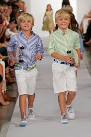 İstanbul kids fashion exhibition is the region's only international exhibition and platform in baby and children fashion. Oscar De La Renta Spring Summer 2013 Children S Wear Collection Kids Outfits Kids Fashion Show Kids Fashion